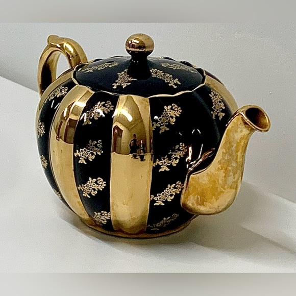 Mid Century Vintage Black Gold Trim GIBSON STAFFORDSHIRE England Teapot - Picture 11 of 16